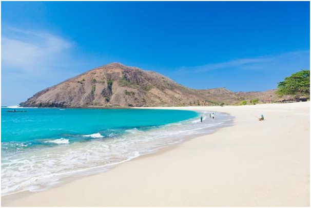 4 Greatest Beaches Traveler Can See in Lombok