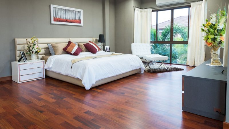 How does linoleum flooring make your place inviting?